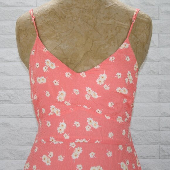 ILLA ILLA Coral Floral Midi Dress - Picture 2 of 15